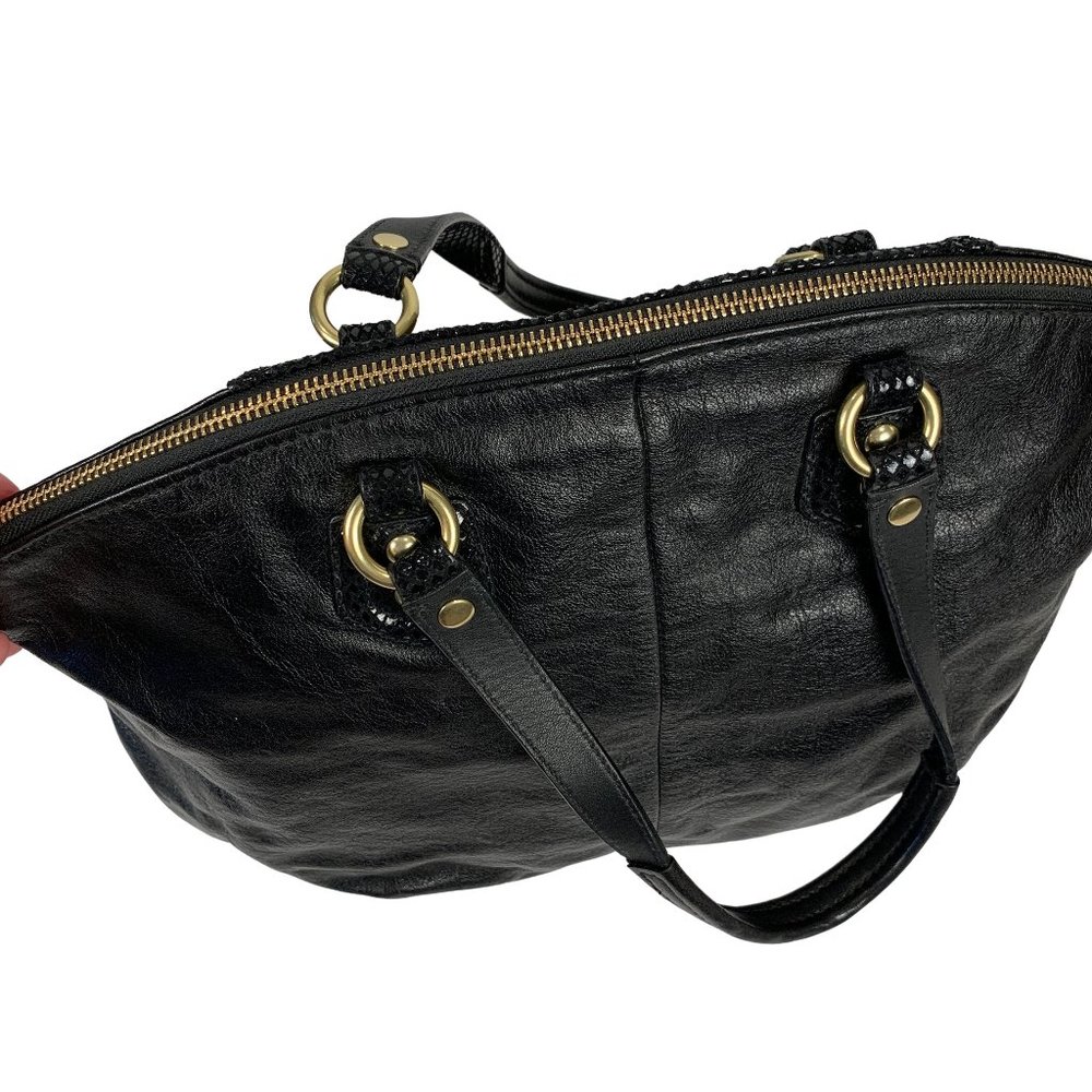 Coach Solid Black Leather Shoulder/Handbag Bag Sn… - image 6